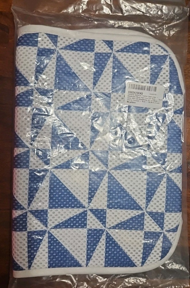 Childlike Behavior Blue Mesh Triangle Print Stroller Liner