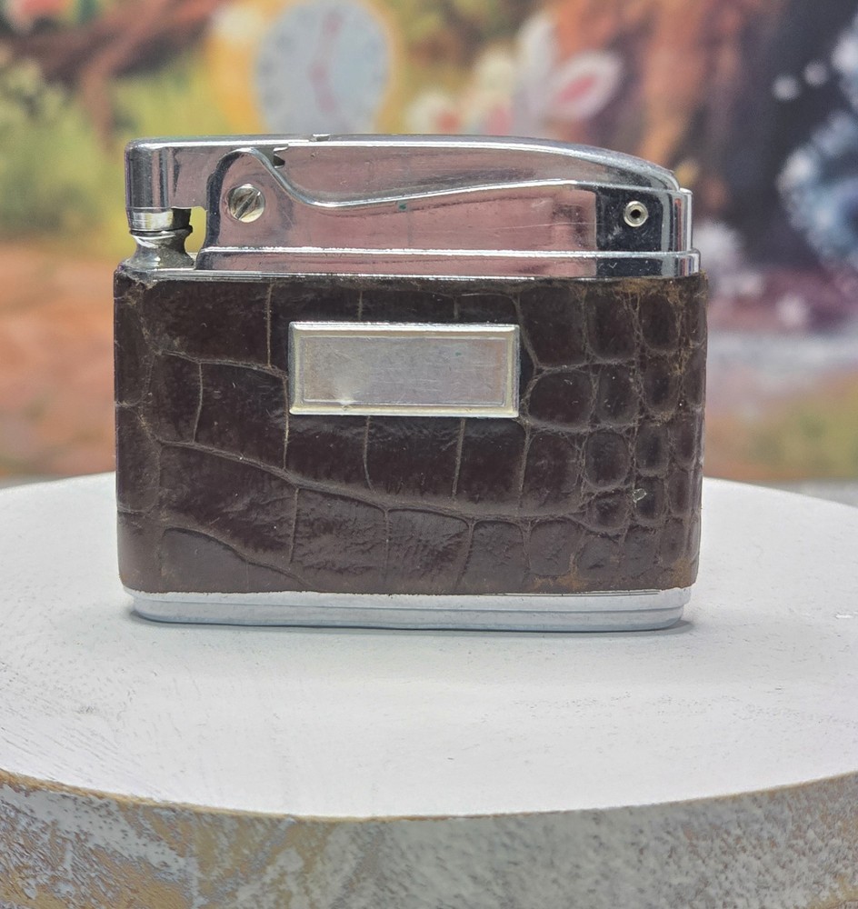 Vintage RONSON ADONIS Push Down Lighter