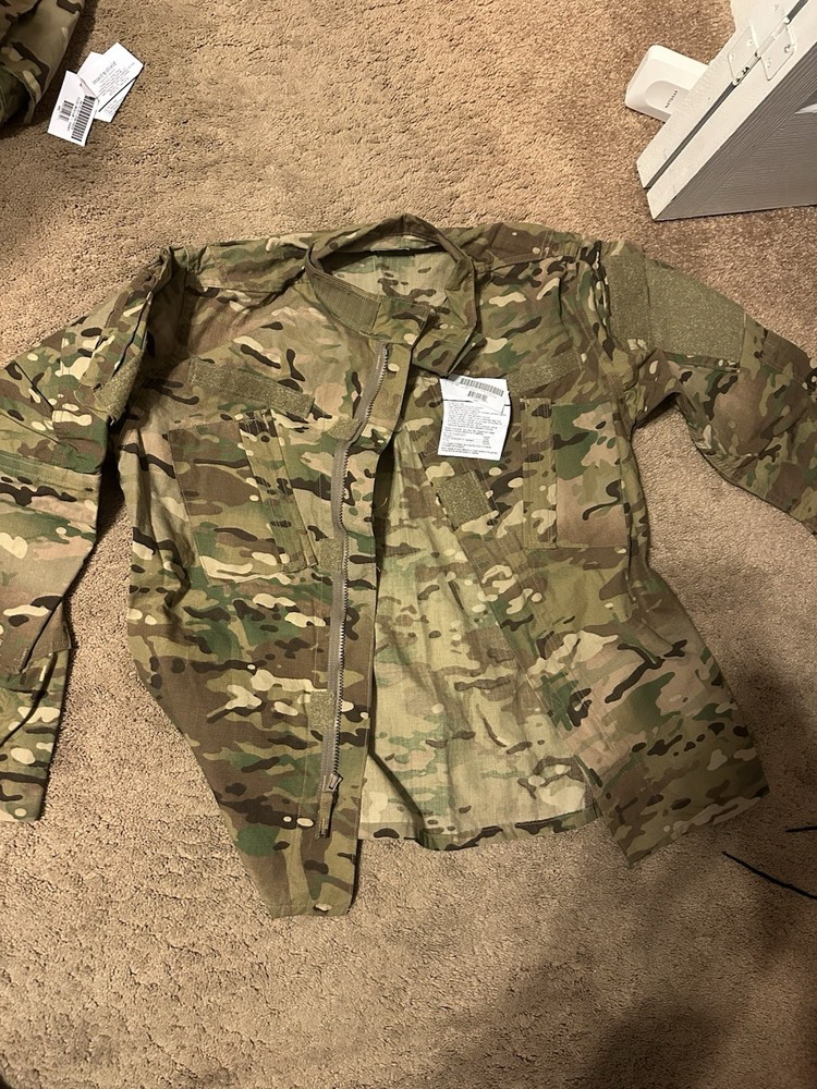 OCP Army Combat Uniform Coat Small/Regular