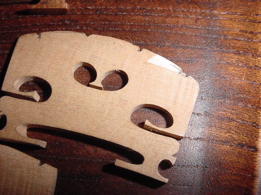 FOUR UNUSUAL VINTAGE VIOLIN BRIDGE S 4/4