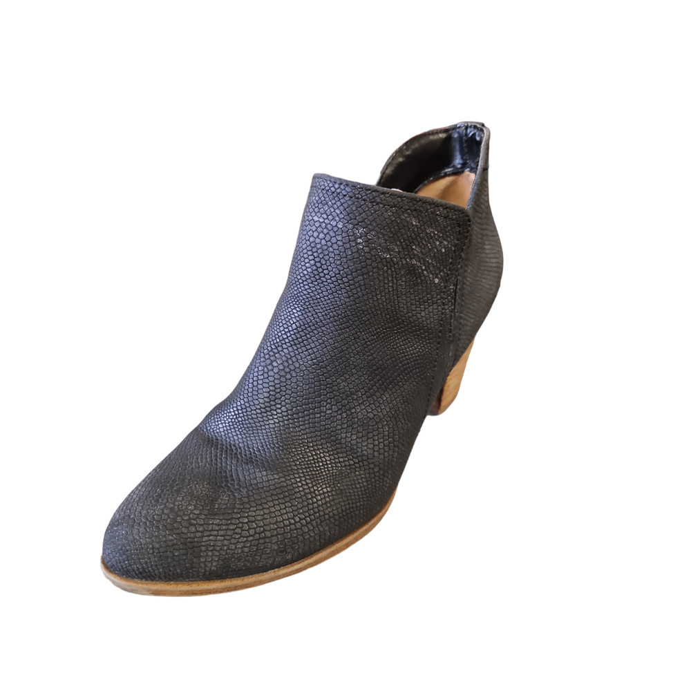 Fergie Women's Ankle Boot Sz 8.5