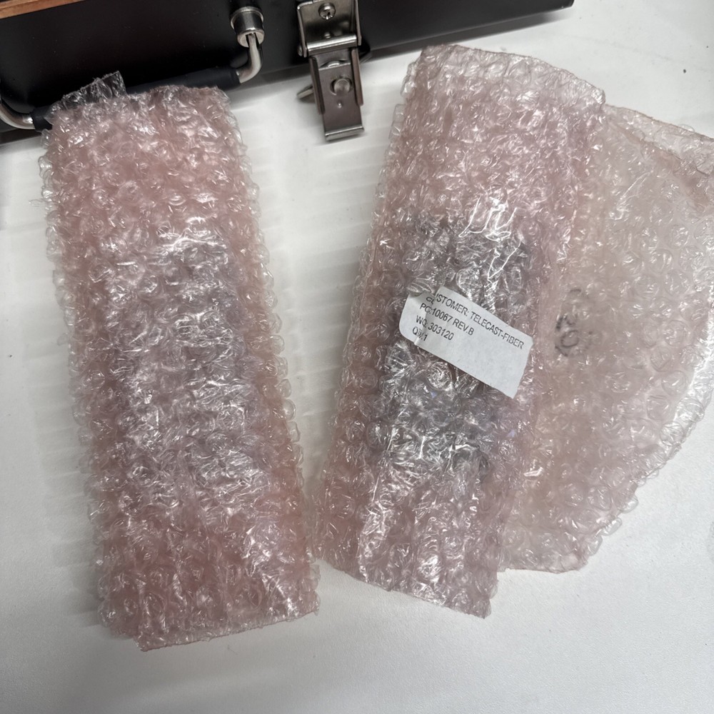 Telecast Fiber systems with base Mussel