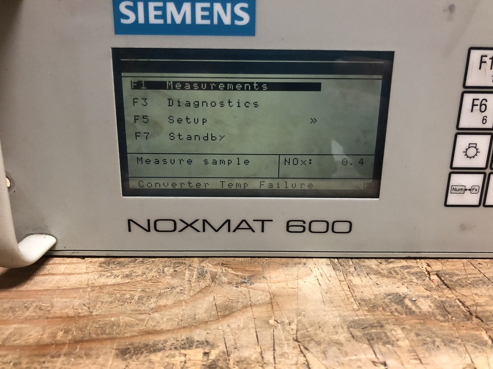 Siemens NoxMat 600 HCLD NO/NOX ANALYZER 115VAC 60HZ USED *\