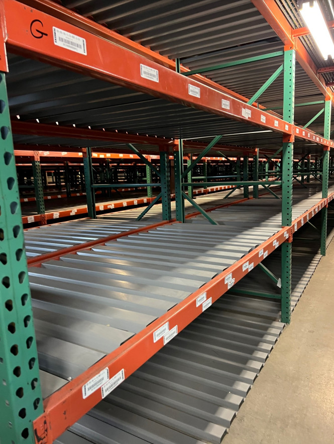 Steel Decking - 24" x 31"