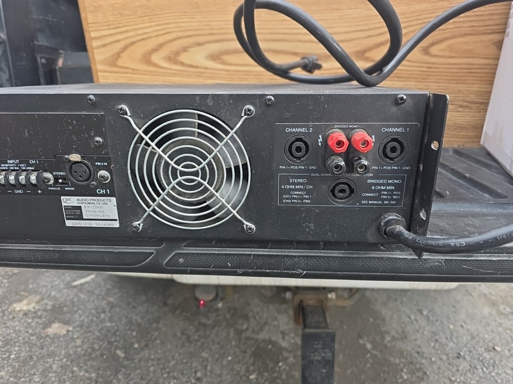 QSC EX2500 powerAmp