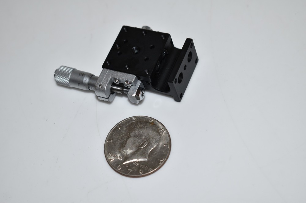 *JM* OptoSigma 122-0055 Z-Axis Vertical Stage  (VAY74)