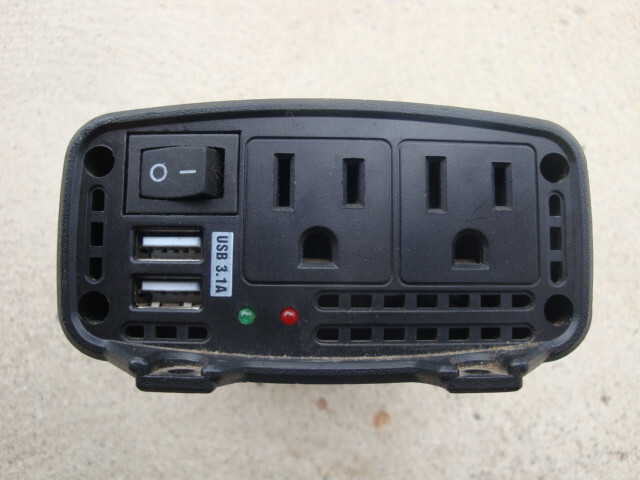 DURALAST POWER INVERTER 200W USB 3.1A