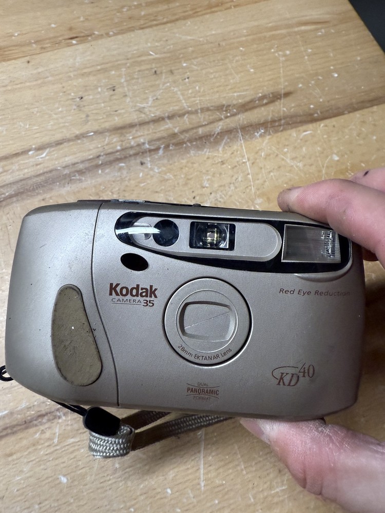(B) Kodak Camera 35 KD40