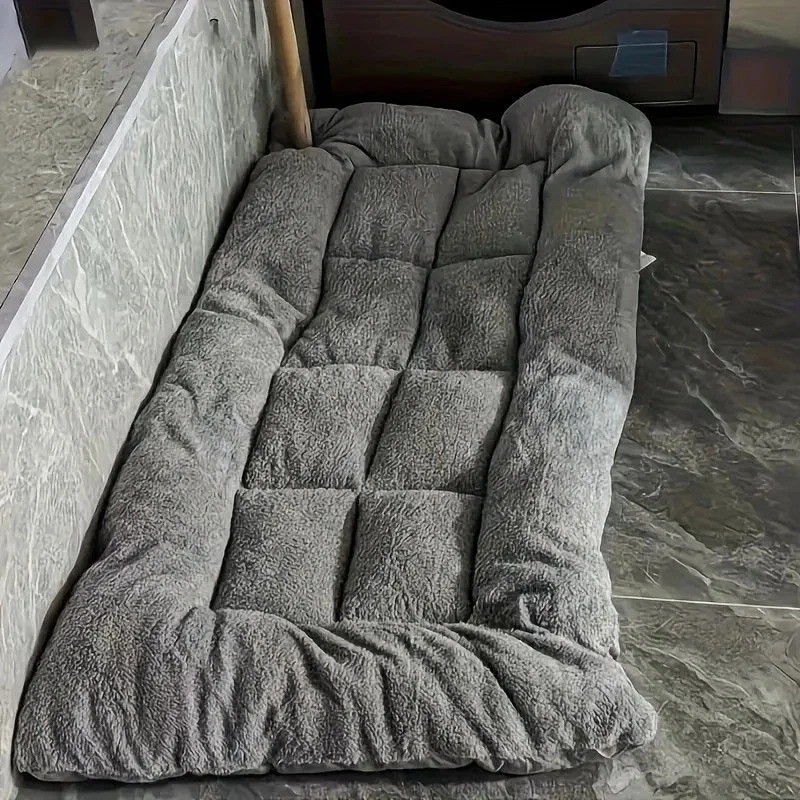XXLargePlush Dog Bed Sofa Thickened Super Soft Polyester Pet Mat