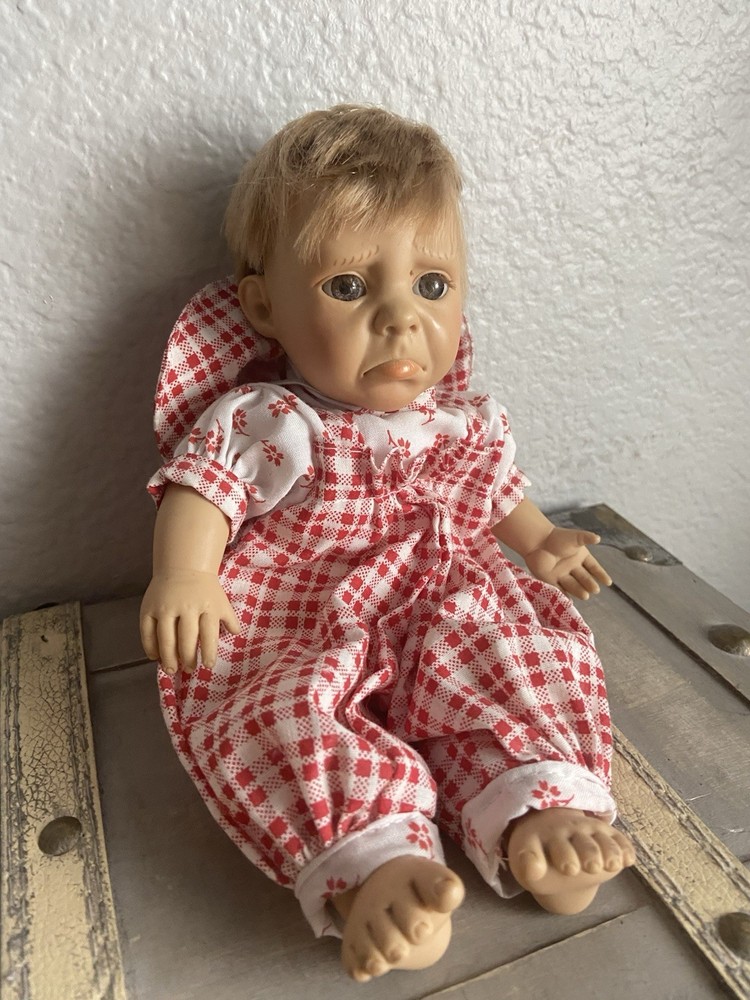 Haunted Dolls-ACTIVE-Siblings