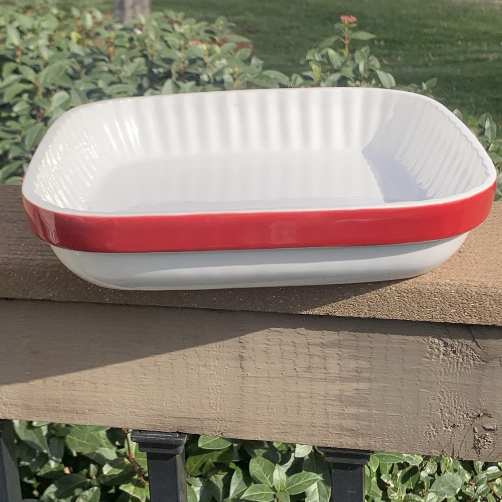 KitchenAid White Red 2 Qt Square Ceramic Bakeware Casserole Dish Baking Pan