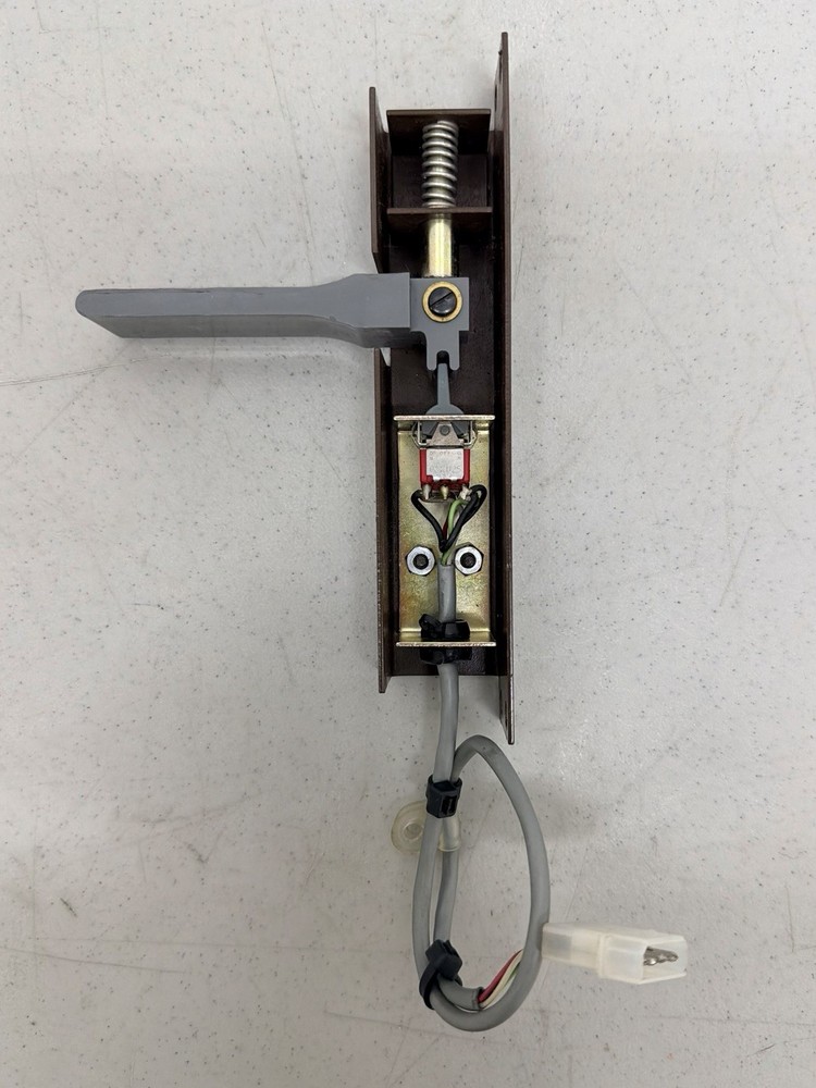 Pelton & Crane Chairman CM Return Foot Switch Assembly