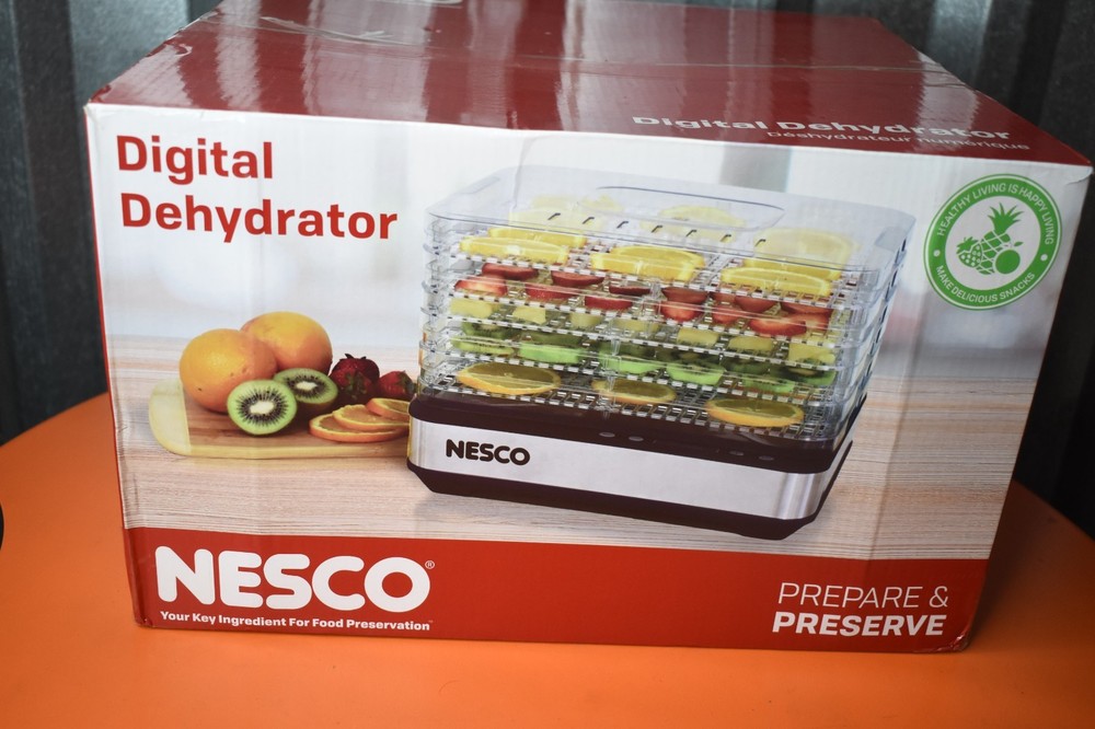 NESCO FD-5TC 5 Clear Tray Rectangular Dehydrator with Digital Timer - NEW