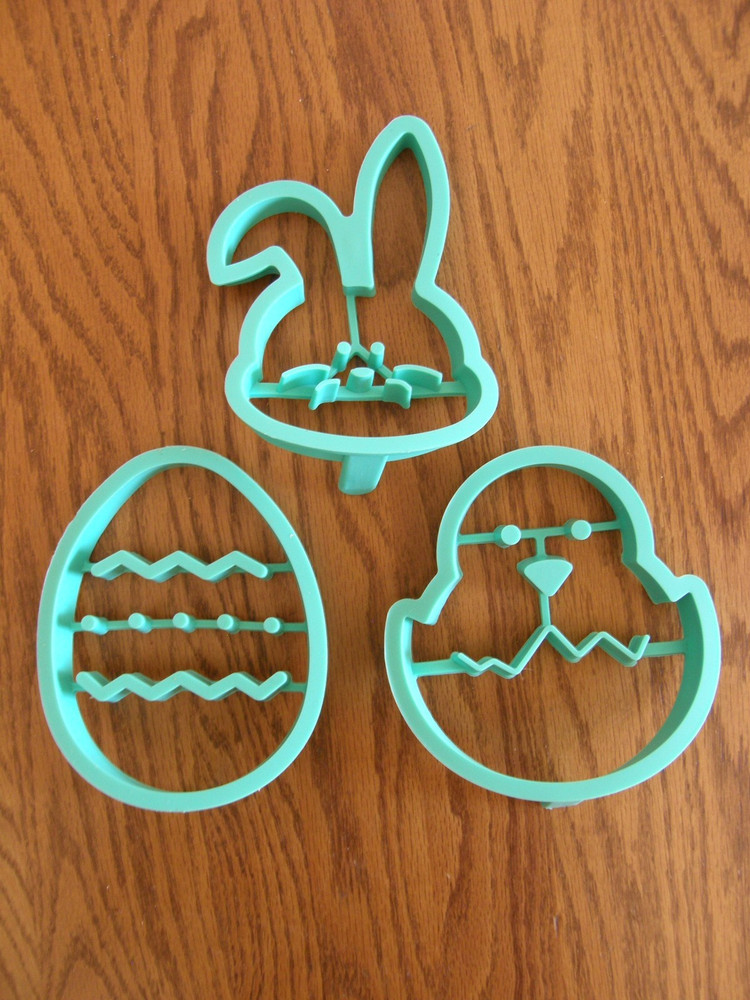 Set 3: Williams Sonoma Spring Easter Pancake Molds - Chick, Bunny & Egg - New