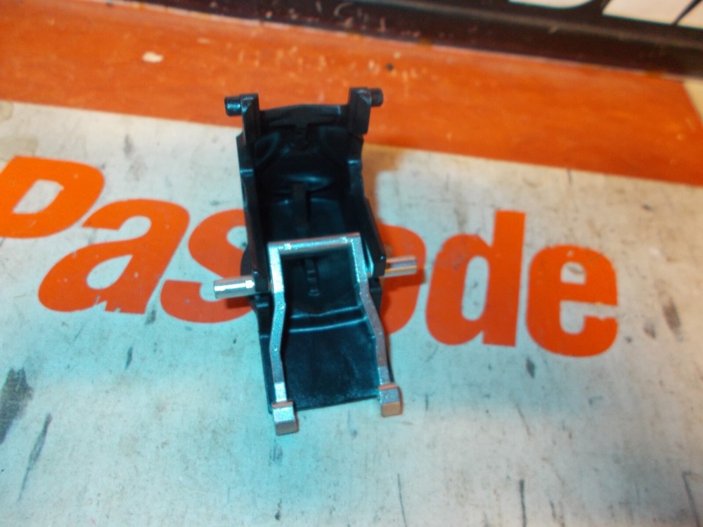 Paslode Part # 919161 FUEL DOOR ASSEMBLY PPN