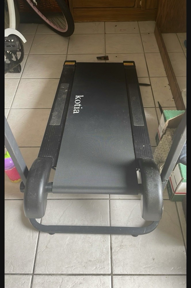 Manual Treadmill Compact Foldable Exercise Machine For Running & Cardio Training