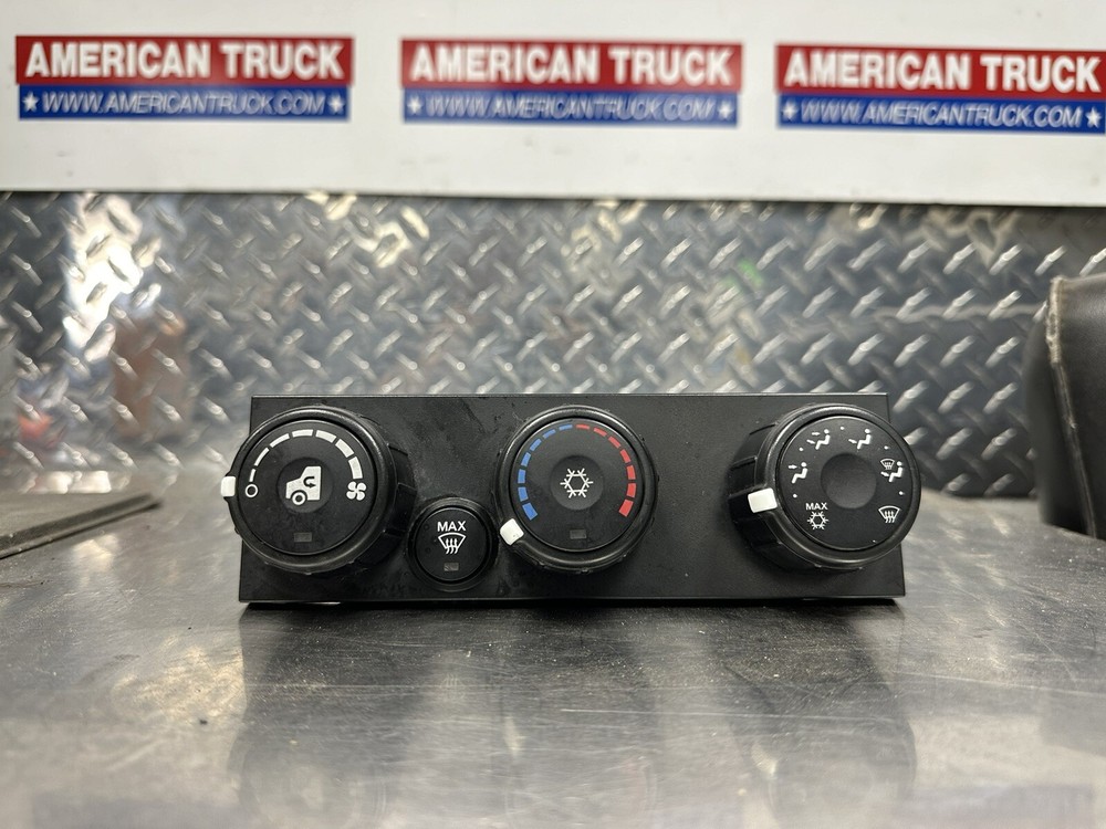 International Cab A/C Climate Control Module P/N 4065331C3