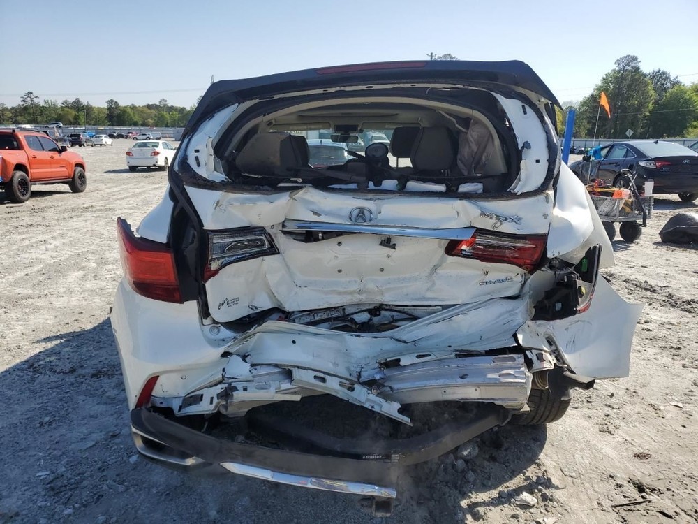 MDX 2017 Glove Box 4693162