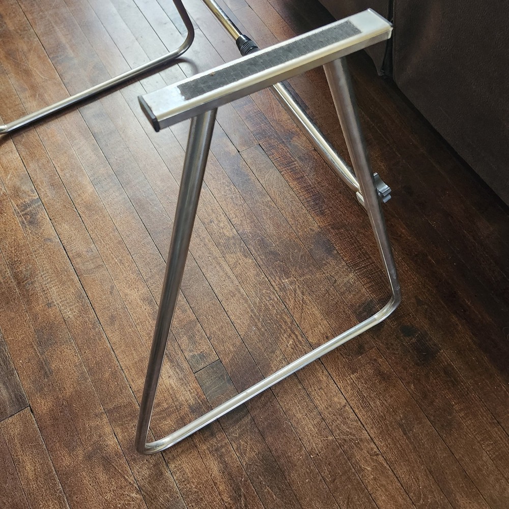 VTG CASIO Metal Keyboard Stand Adjustable Width 27" Tall Silver VGC