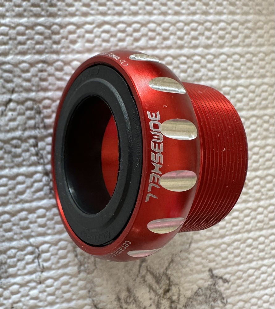 Bombshell BMX Ceramic Bottom Bracket 68 - 73mm