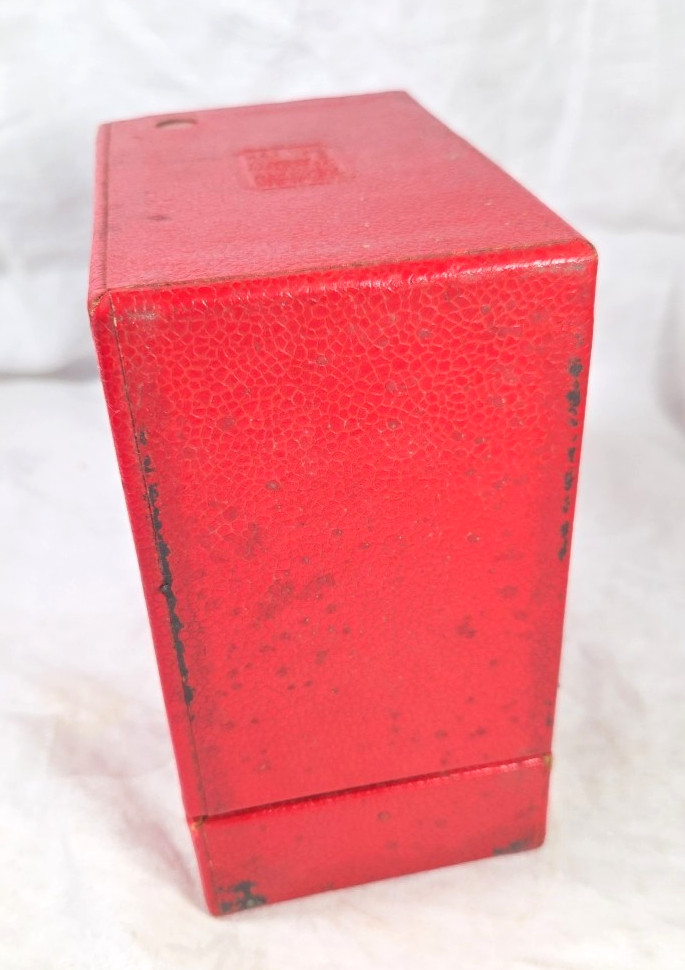 Vtg. Kodak Hawkeye "Rainbow" 2A Model B Box Camera - RED