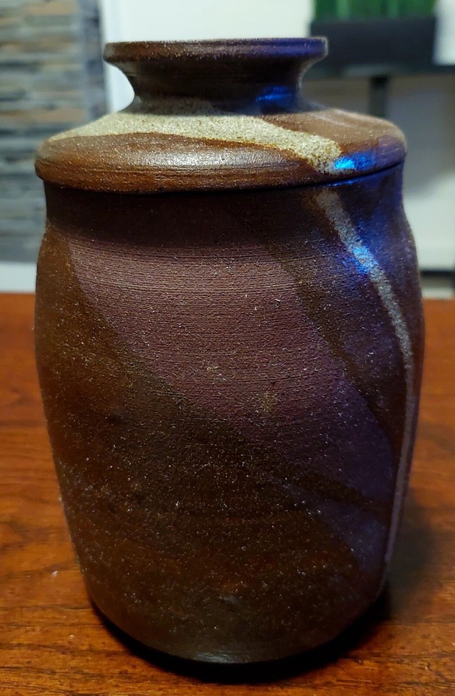 Studio Pottery earth-tone 7" jar with lid