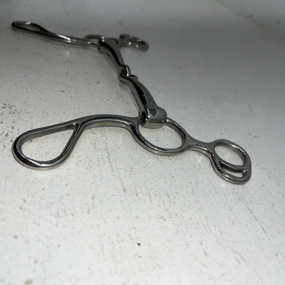 New Smooth Mouth Medium Shank Bit LLL-18