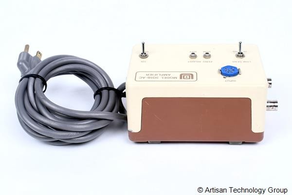 United Detector Technology 301B-AC Amplifier