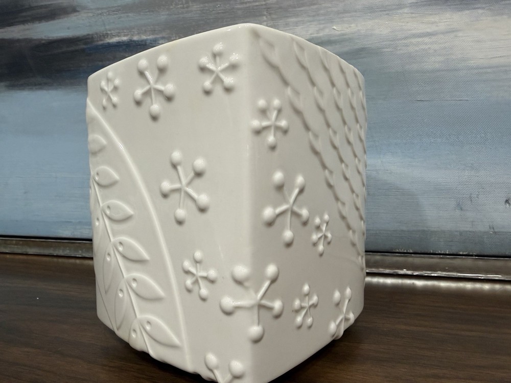 Jonathan Adler Tissue Box Holder Ceramic New