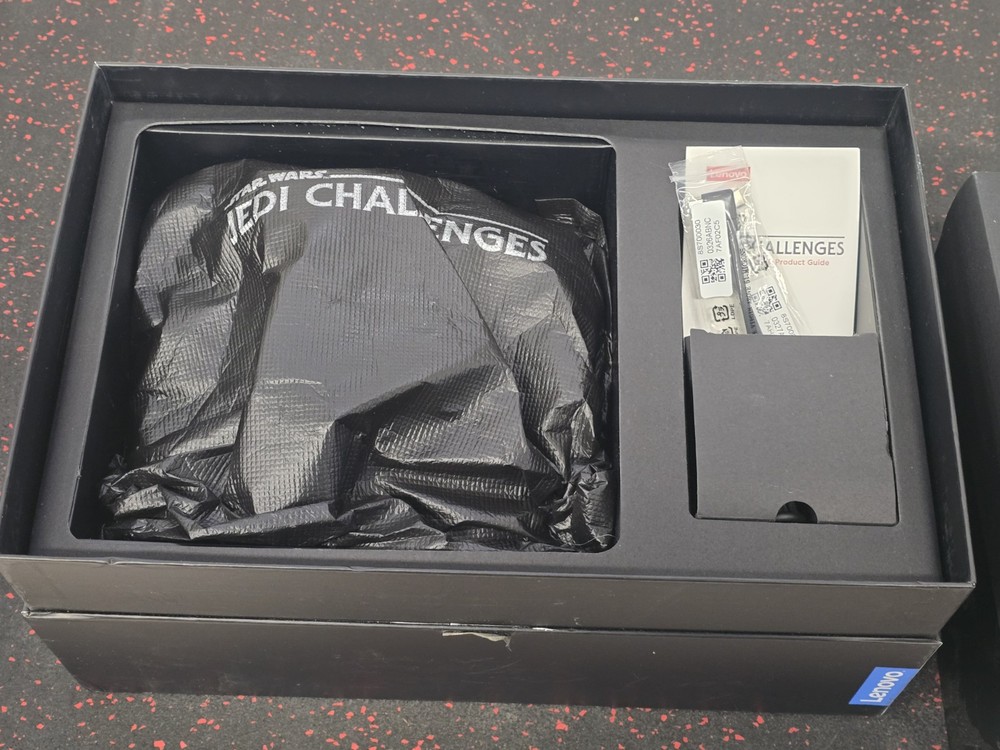 Star Wars Jedi Challenges AR Headset With Lightsaber Controller NEW OPEN BOX!