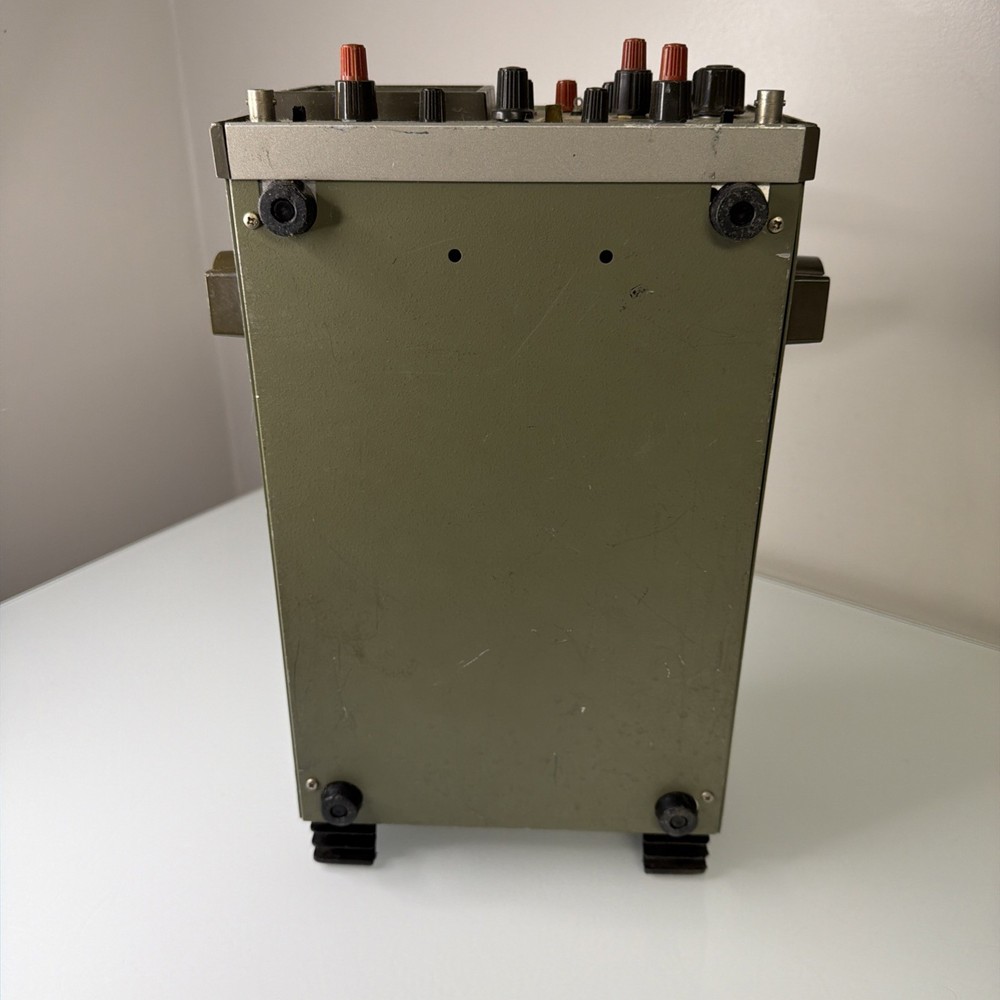 Hitachi Oscilloscope V-209 - Power tested only