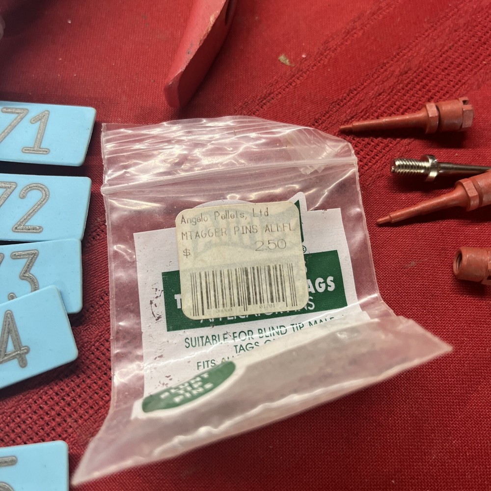 Allflex Total Tagger With Extra Points And Blue Tags