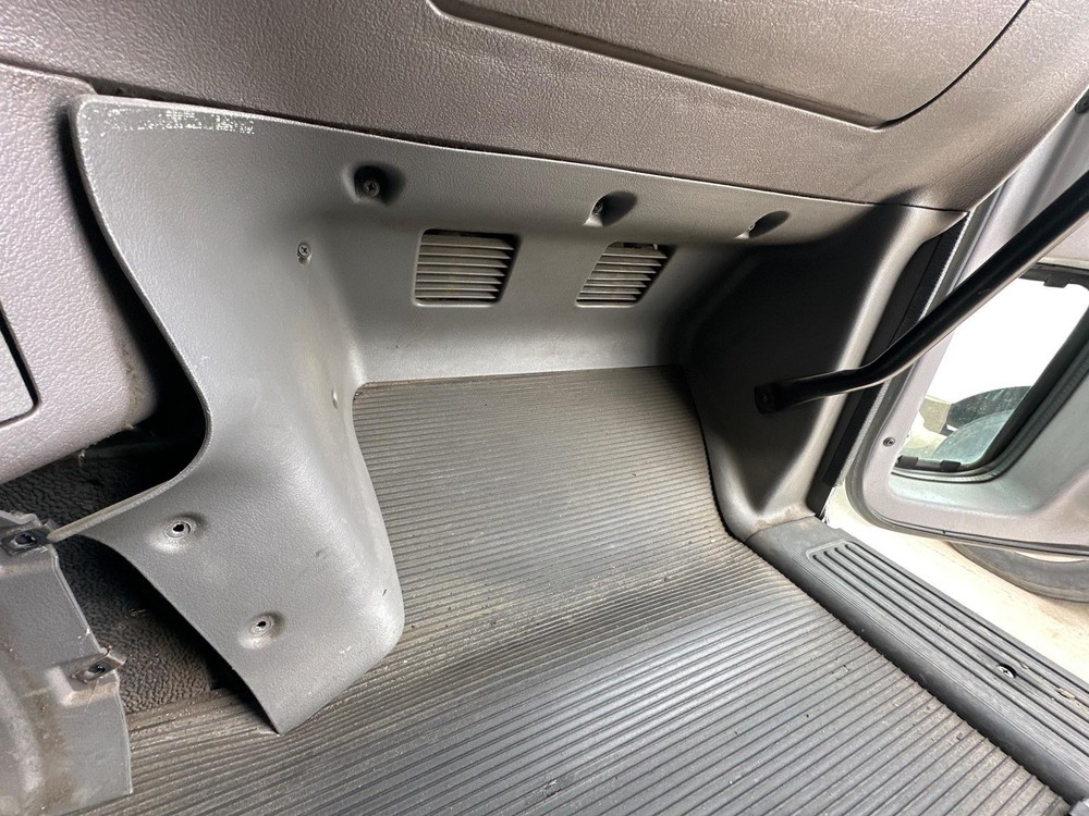 Peterbilt 587 KICK Dash Panel - Used