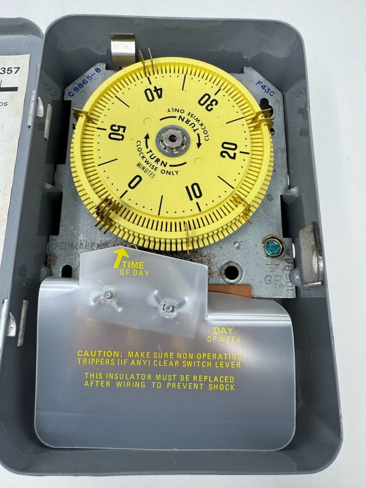 Dayton Time Switch Repeat Cycle Timer Model 2E357 Great Condition Free Shipping!