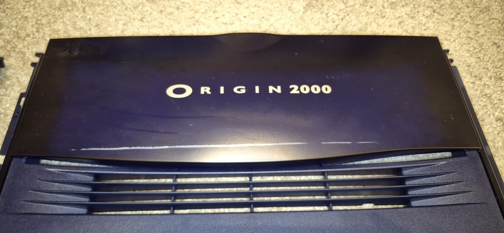 SGI ORIGIN 2000 AND SGI 2200 FRONT COVERS