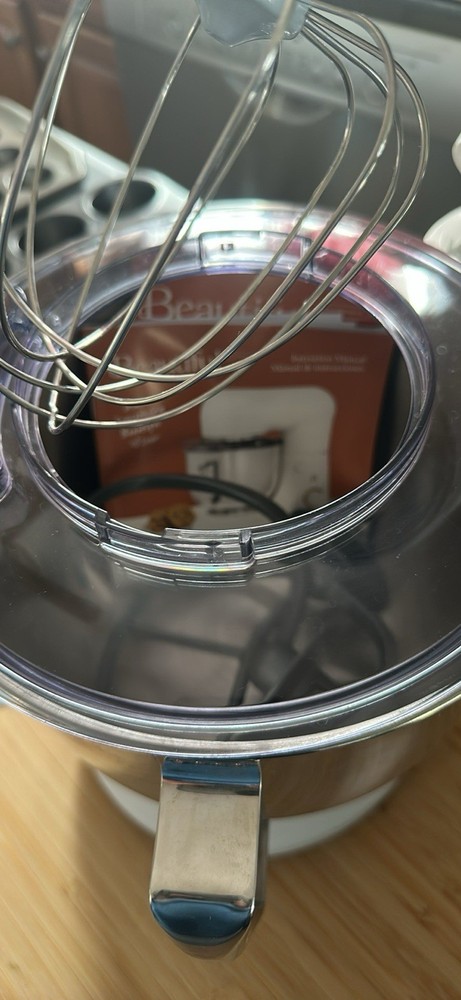 Beautiful stand mixer used