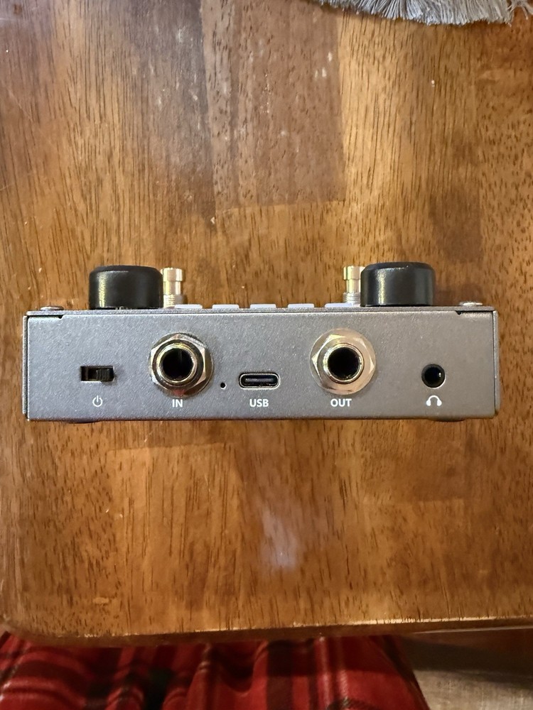 Leo Jaymz Silverbox 6 Effects Modules, 80 Presets Chargeable