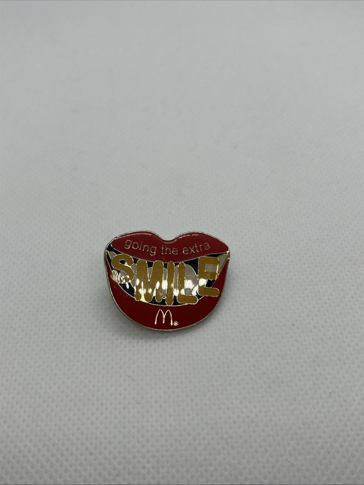 2009 McDonald’s “going The Extra Smile” Hat Pin