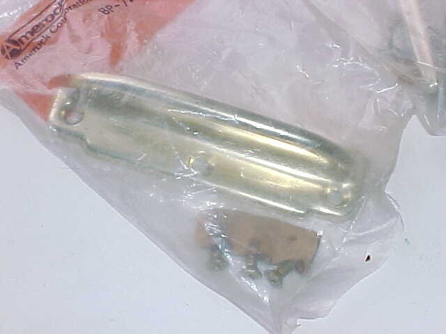 2 Amerock Bright Brass 3 1/2" Ctr. Window Sash Lift Pull Handle BP7220-3 NOS