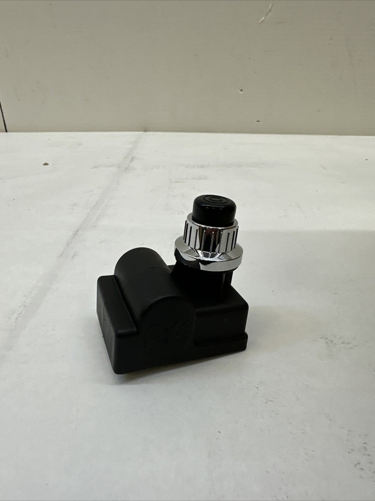 J&V 270343 1.5V, 6 Pole