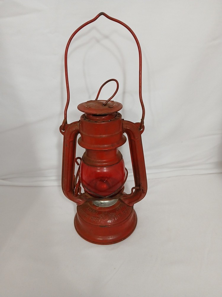 Vintage Winged Wheel #350 Kerosene Lantern