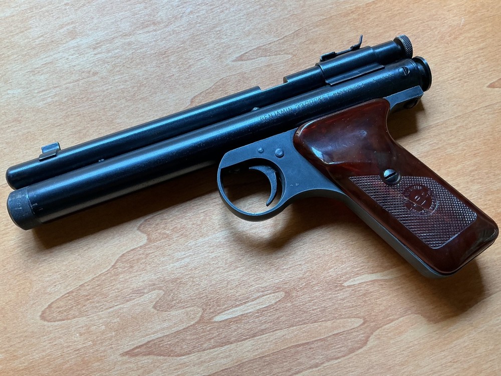 Benjamin 22 Rocket air pistol