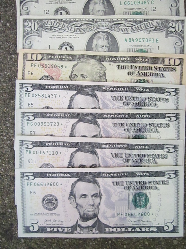 Currency Nice Lot--Different Denomanations Old Style And Star Notes