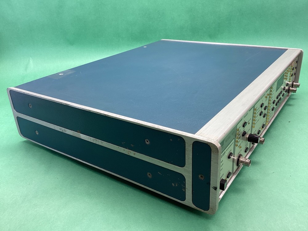 EXACT by DYNATECH 20MHz PULSE / FUNCTION GENERATOR POWERS ON - UNTESTED