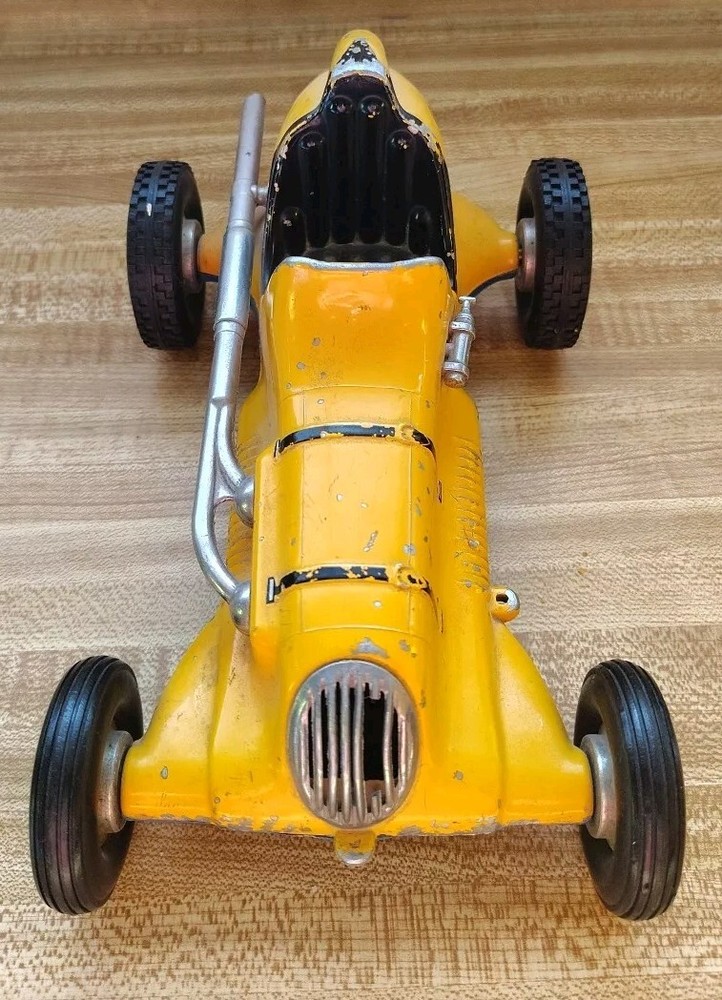 Roy Cox Thimble Drome Champion 28 tether car