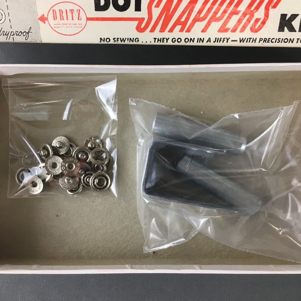 Vintage Dritz Dot Snappers Kit (1949) Includes Instructions/Original Box
