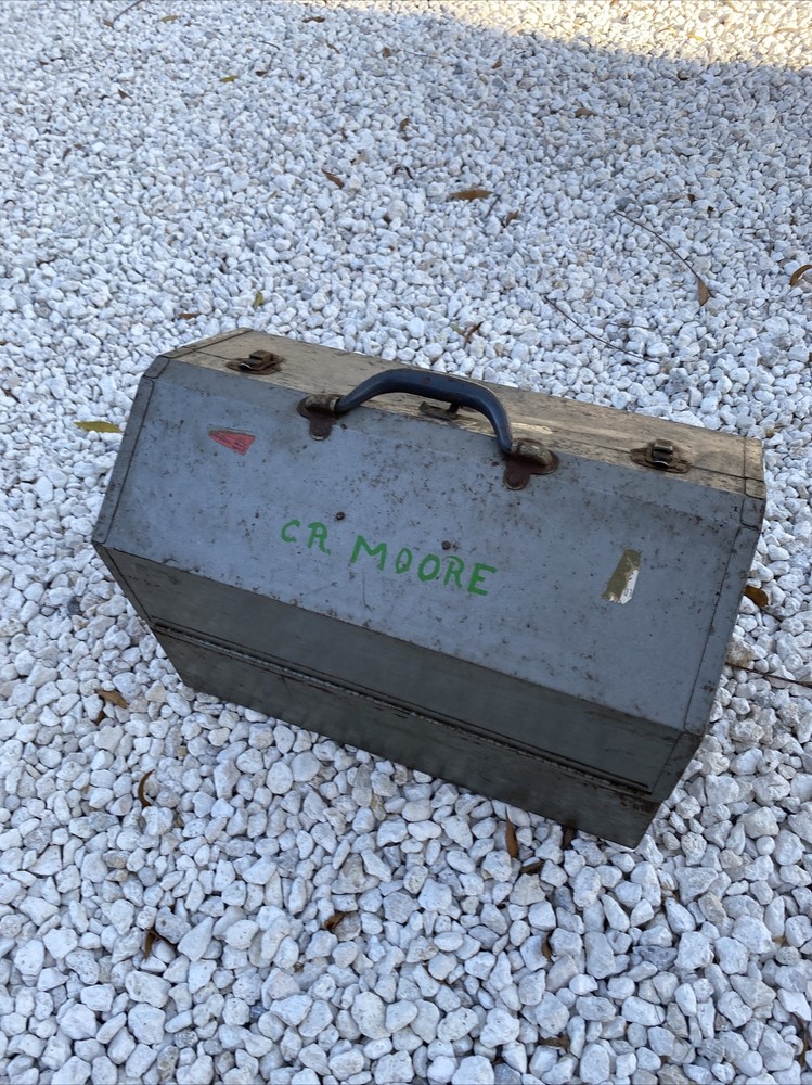 Possible Blue Point Unknown ? KRW48 Cantilever Toolbox Folding Accordion RUST