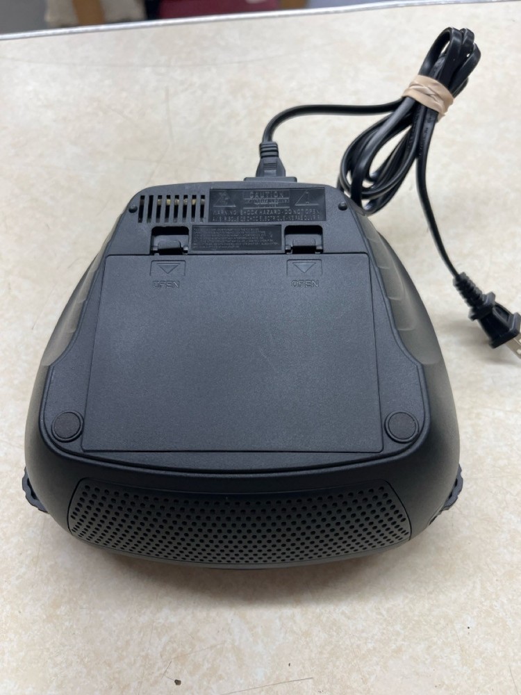 GPX PORTABLE BLUETOOTH CD PLAYER BCB117B - TESTED (WBP017720)