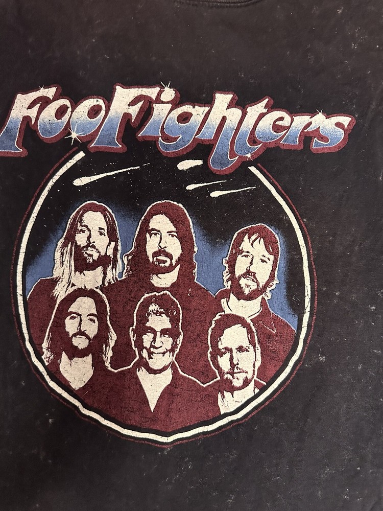 T SHIRT foo fighters SIZE M