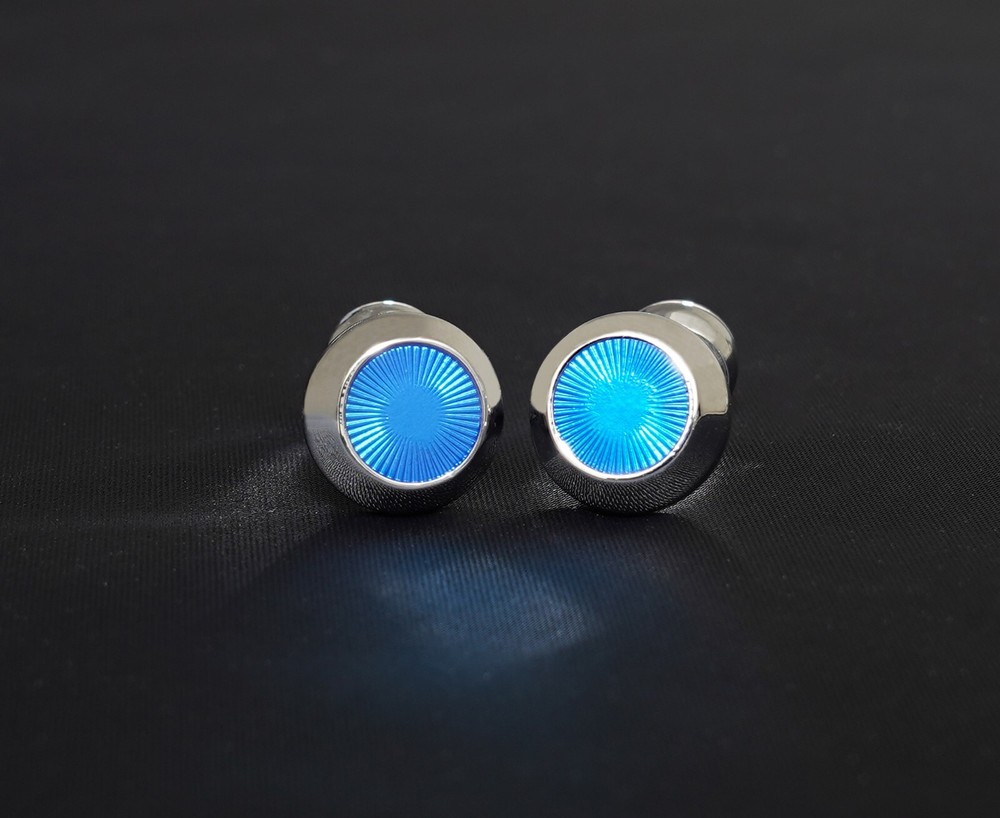 Sapphire Circle with Silver Cufflinks